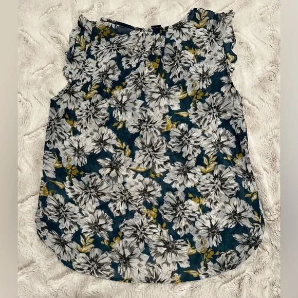 Ann Taylor Floral Ruffle Sleeve Blouse - Picture 5 of 7